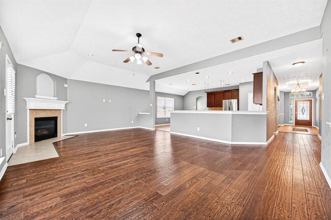 Building Photo - 24822 Diamond Run Ct