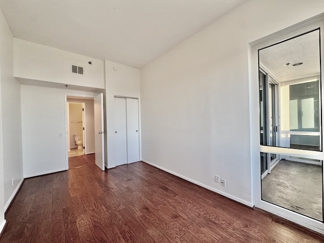 Building Photo - 525 E Seaside Way