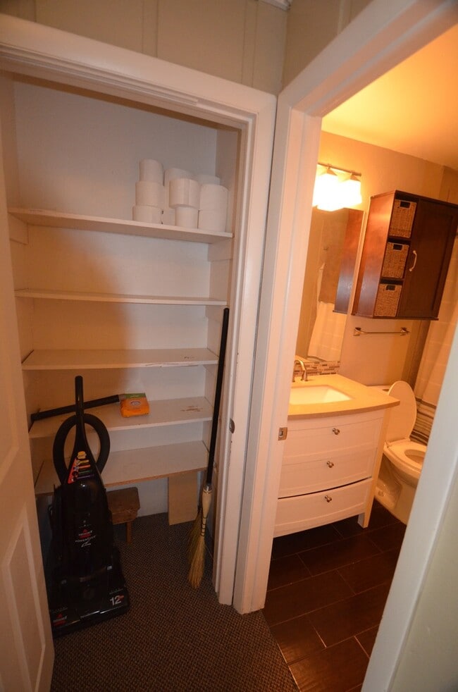 Building Photo - 3bed/2bath Condo, 10 minutes from Breck!