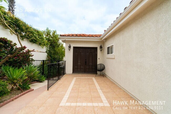 Building Photo - 21545 Arcos Dr