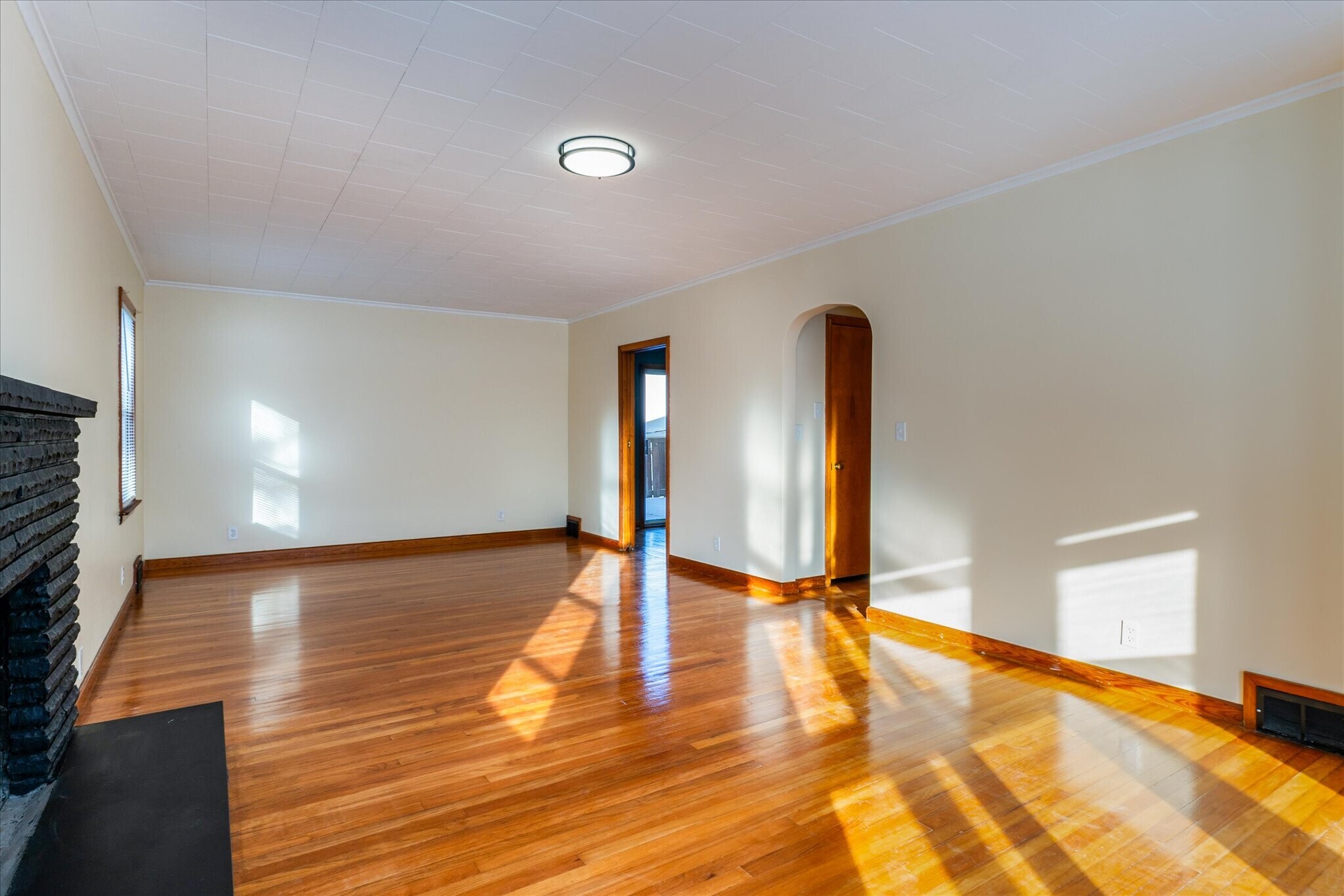 Building Photo - 32 Deland Park B