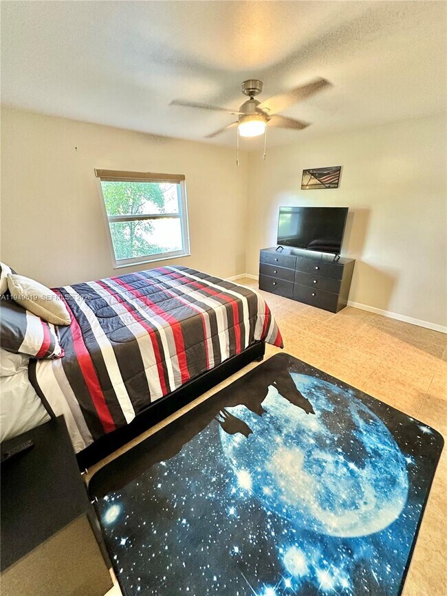 Building Photo - 7561 NW 16th St