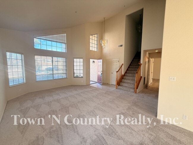 Building Photo - 139 Greenbriar Way