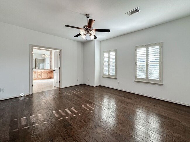 Building Photo - 14 Spincaster Drive