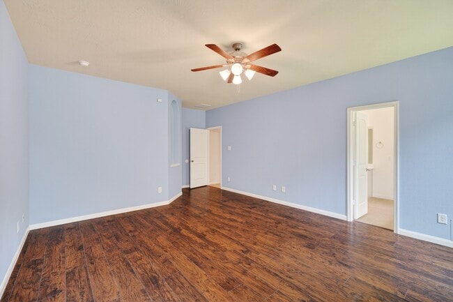 Building Photo - 12027 Rockridge Falls Dr