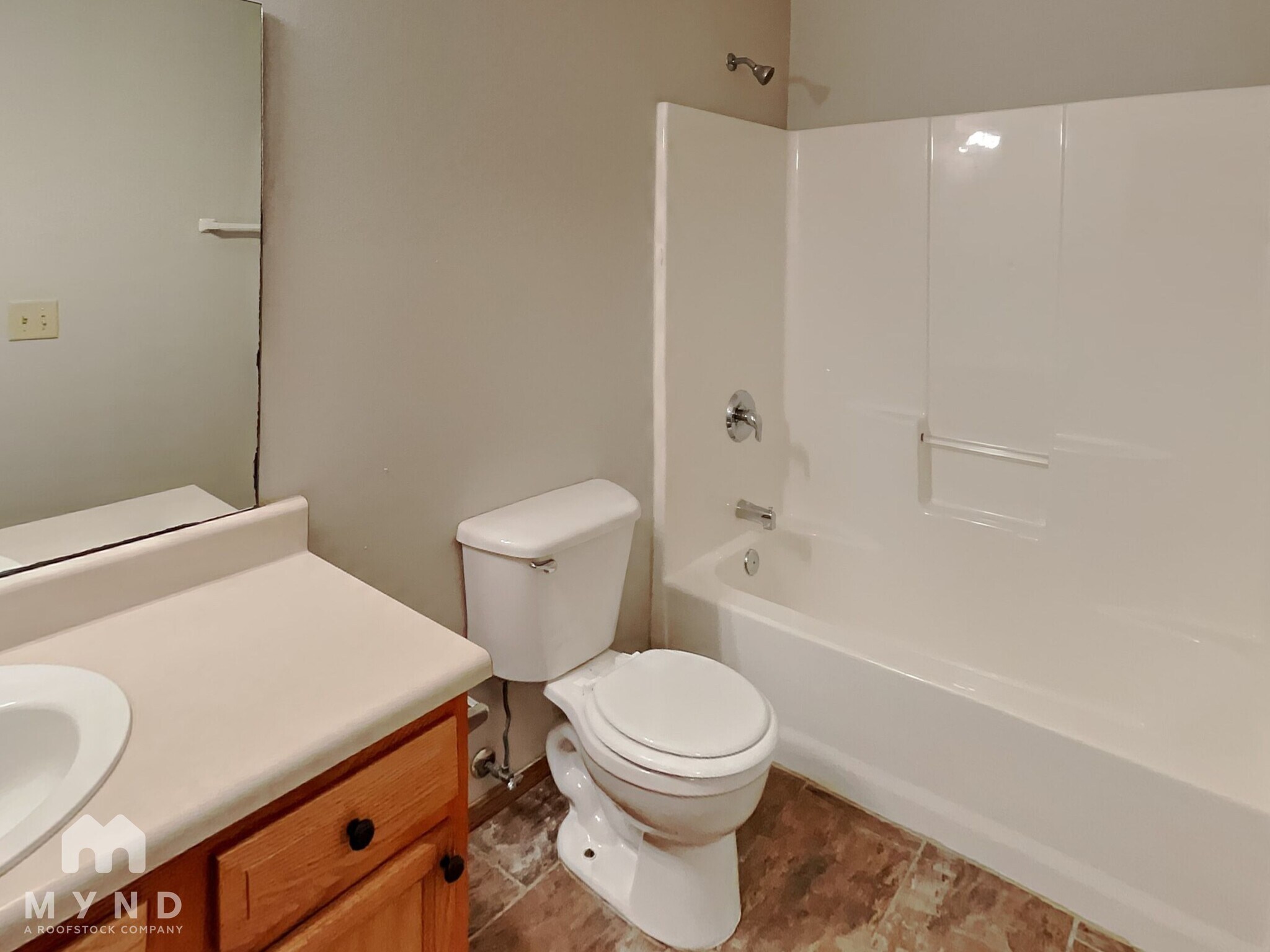 Building Photo - 1130 S Clifton Ave