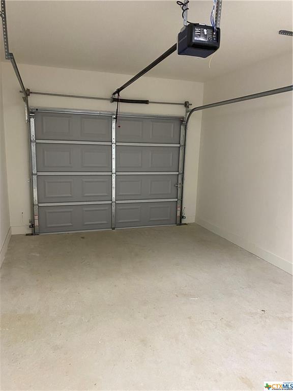 Building Photo - 909 Allie Wy