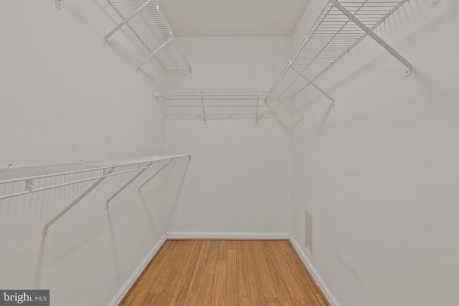Building Photo - 13107 Millhaven Pl