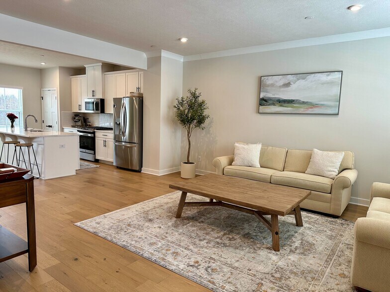 Building Photo - 221 Marketplace Ave