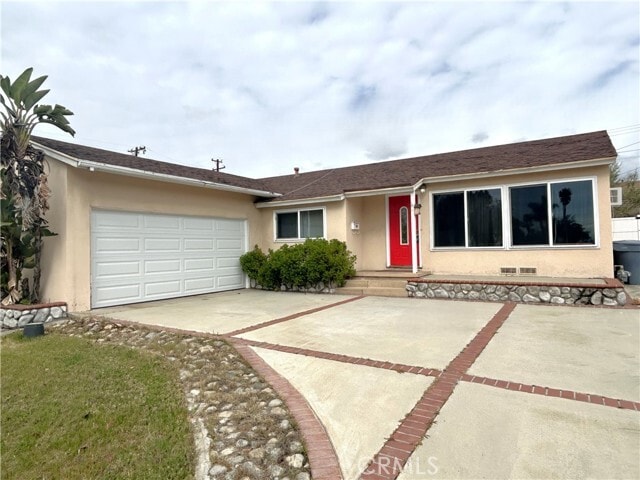 Building Photo - 811 Drake Ave