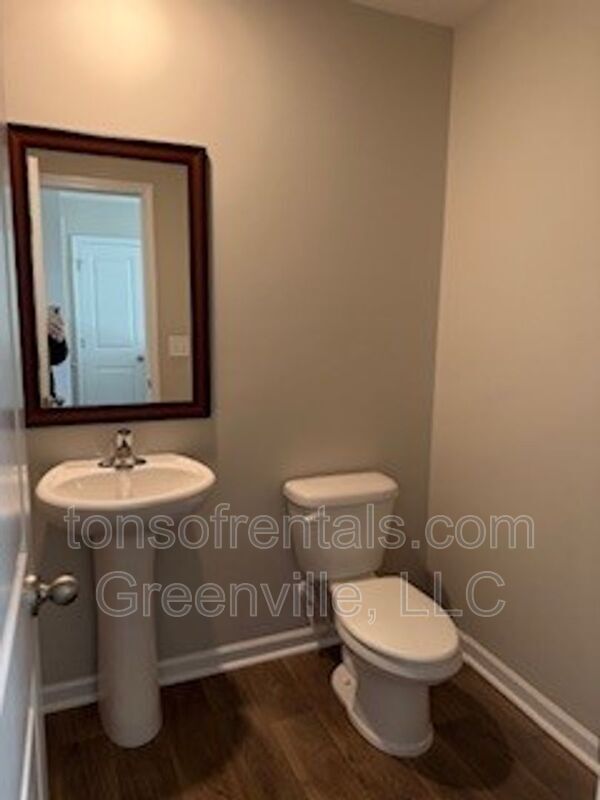 Building Photo - 304 Millen Dr