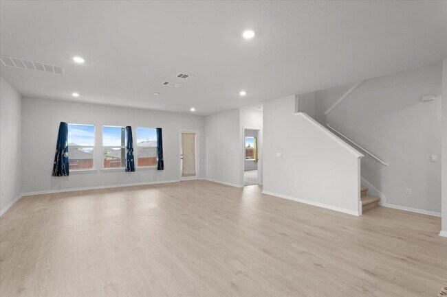 Building Photo - 2613 Indian Clover Trl