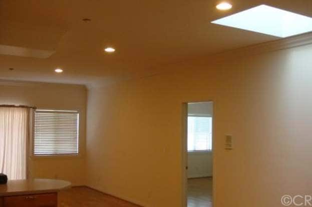 Building Photo - 506 San Luis Rey Rd