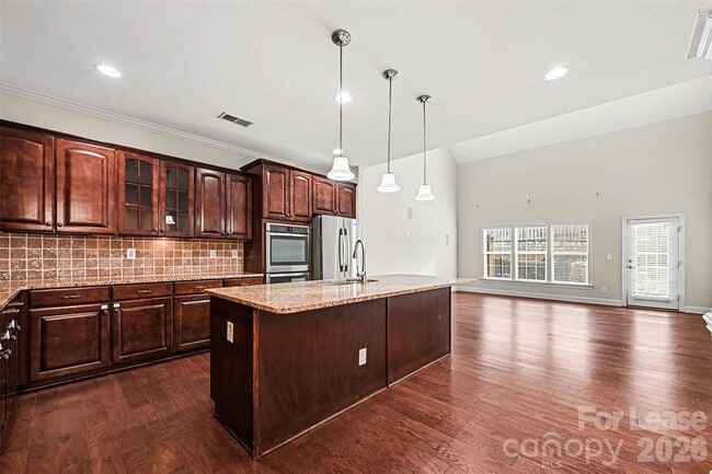 Building Photo - 5623 Triveny Rd