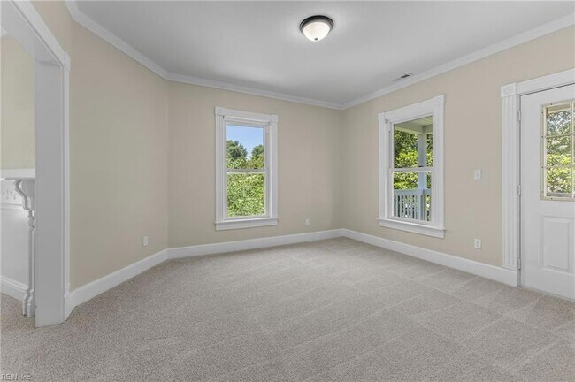 Building Photo - 1611 McDaniel St