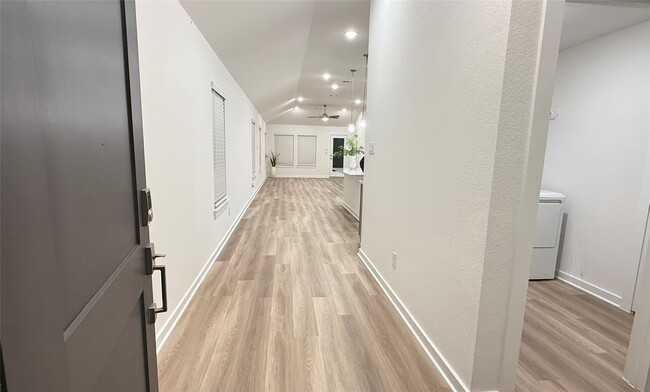 Building Photo - 3339 Silvery Bryum Dr