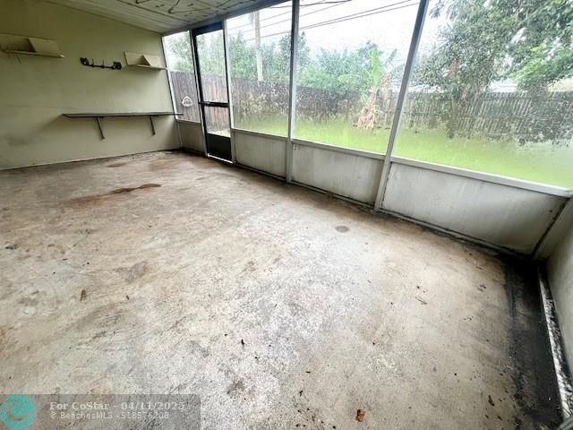 Building Photo - 9440 SW 51st St