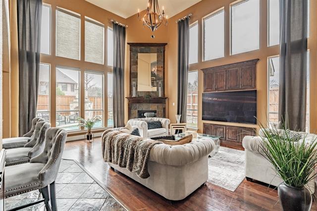 Building Photo - 3909 Aquatic Dr