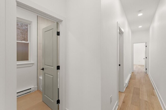 Building Photo - 2345 N 16th St