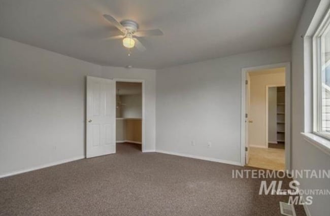 Building Photo - Townhome Columbia Village – Close to Everything Boise Offers