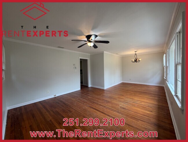 Building Photo - 784 Trailwood Dr E