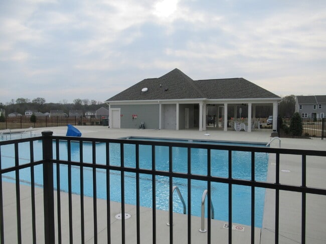 Building Photo - For Rent in Lincolnton — Spacious and modern 4-bedroom, 2.5 bath two story home designed for open...