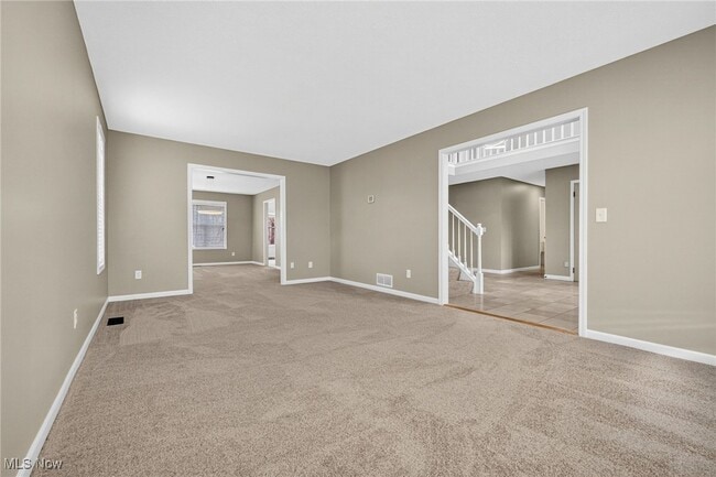 Building Photo - 6724 Larch Ct