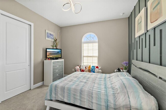 Building Photo - 54 N Riverwalk Dr