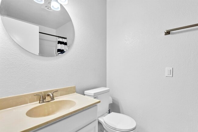 Building Photo - 165 Lighthouse Dr