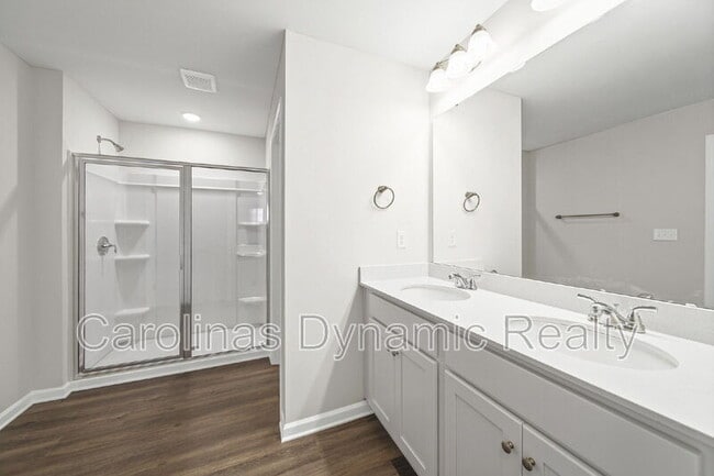 Building Photo - 133 Pumice Dr