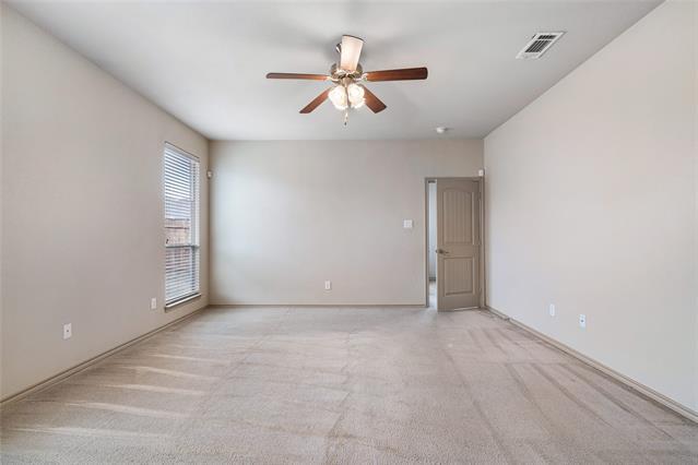 Building Photo - 649 Cattlemans Way