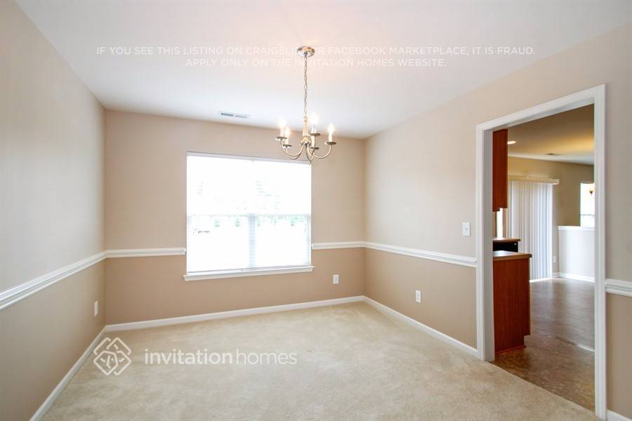 Building Photo - 2013 Kingstree Dr