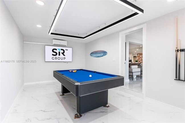 Building Photo - 21230 NE 25th Ct