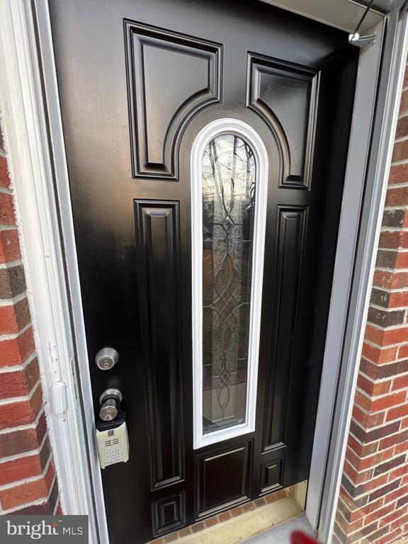 Building Photo - 11211 Surry Woods Ct