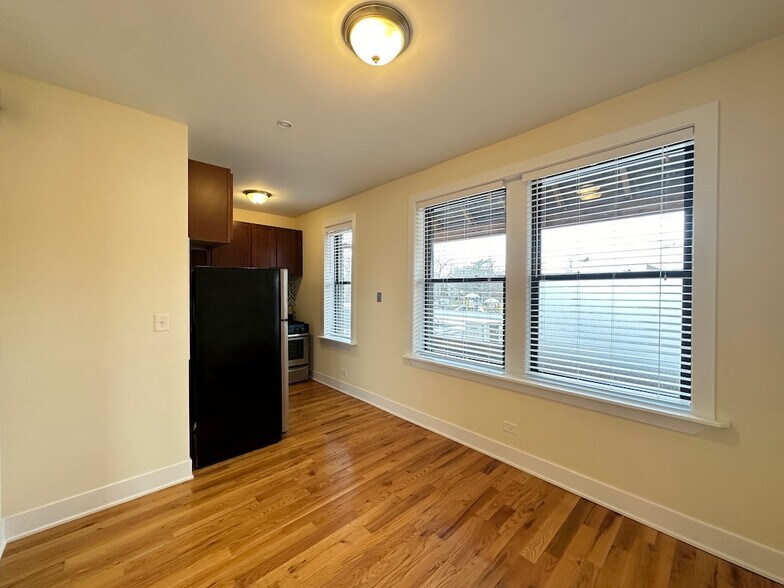 Building Photo - 343 Park Ave