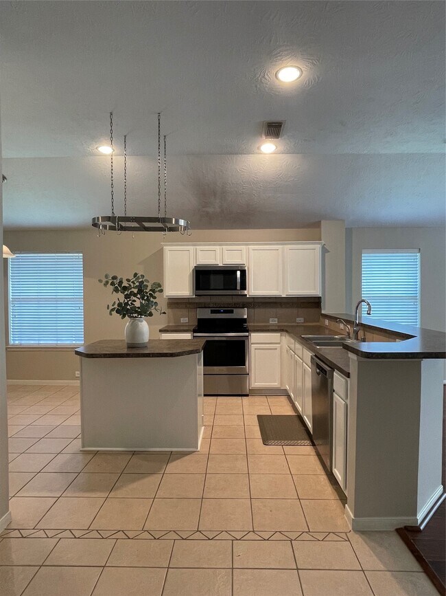 Building Photo - 21719 Orange Maple Ct