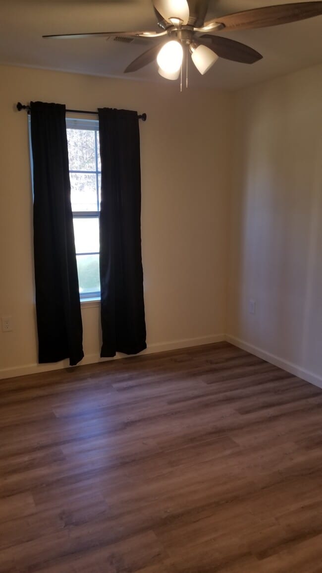 Building Photo - 165 Knowledge Ave