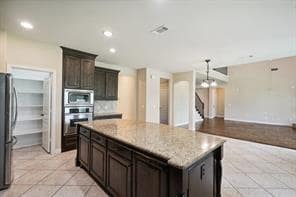 Building Photo - 6217 Larkspur Ln