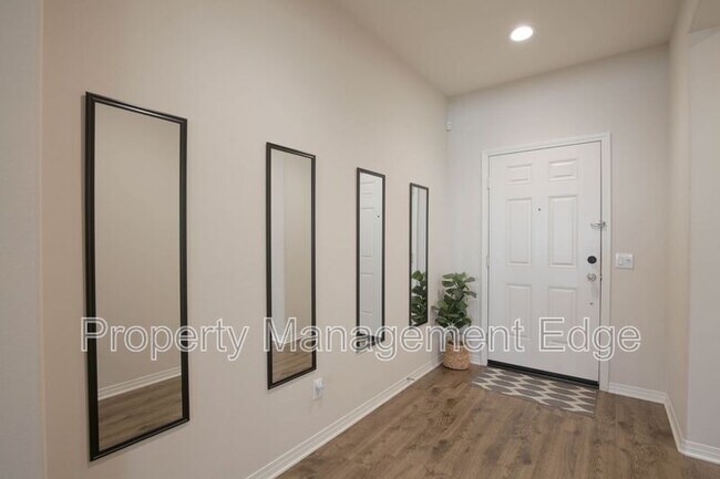 Building Photo - 29513 Vlg Pkwy Lp