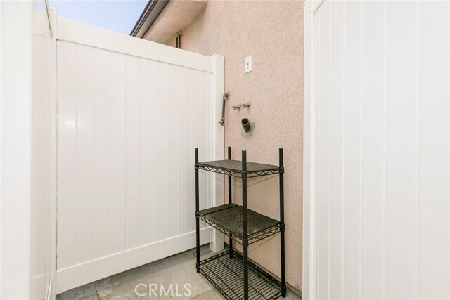 Building Photo - 15849 Malden St