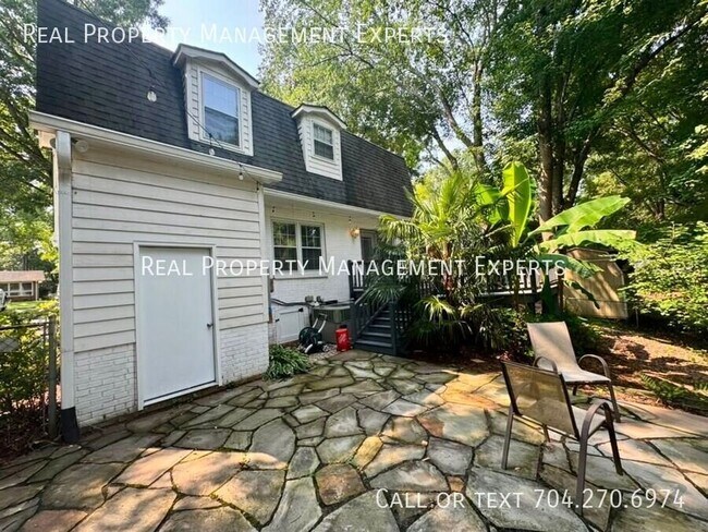 Building Photo - 1415 Jodhpur Ct