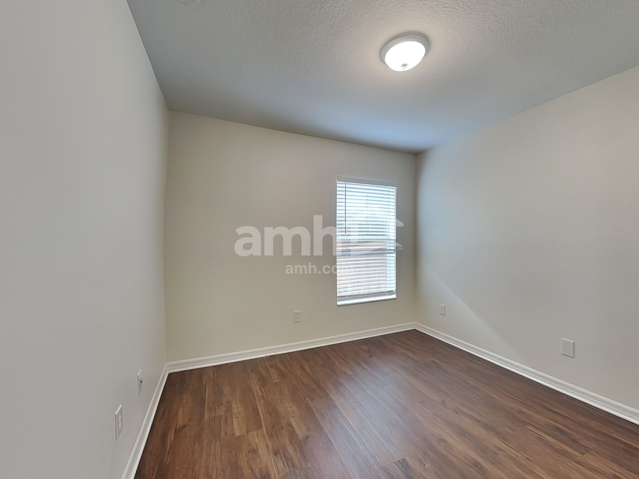 Building Photo - 927 Windton Oak Dr