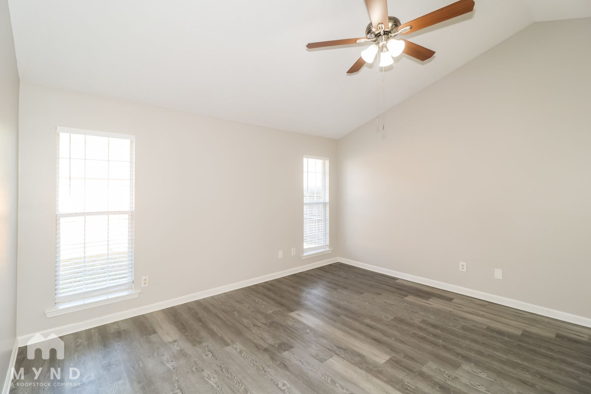 Building Photo - 2738 Old Well Cove