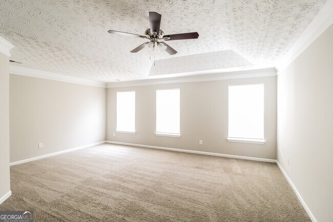 Building Photo - 75 Valley Brook Dr