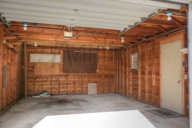 Building Photo - **COMING SOON** Spacious Hobby Home