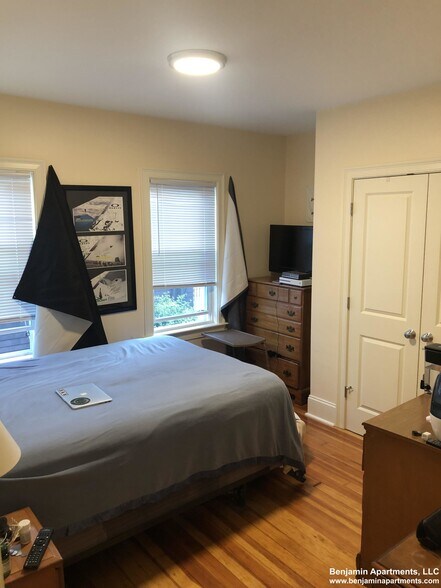 Building Photo - 45 Matchett St