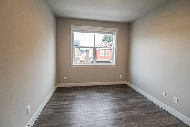 Building Photo - 1418 184th Pl SE