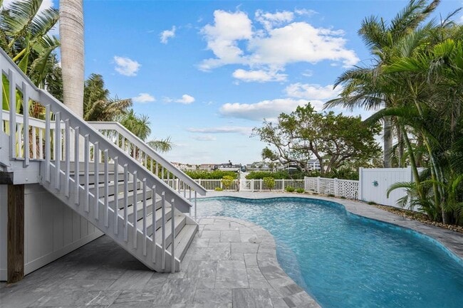 Building Photo - 12112 Lagoon Ln