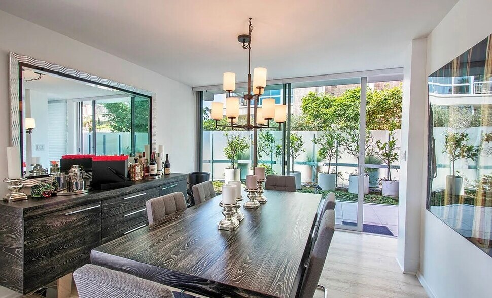 Building Photo - 535 Ocean Ave