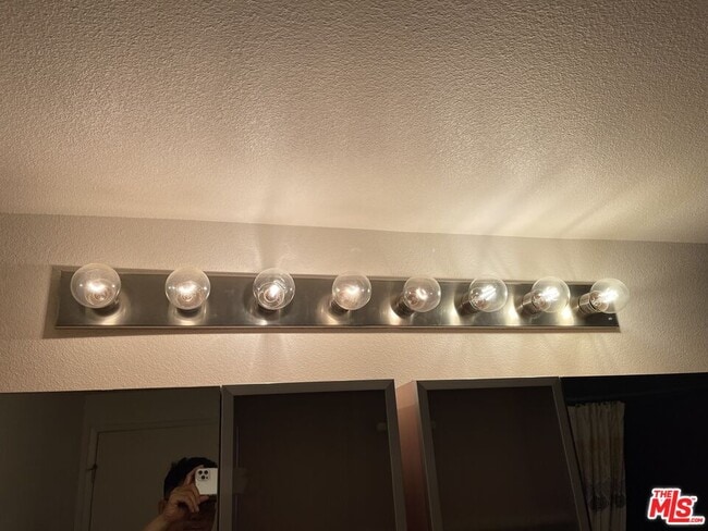 Building Photo - 1234 Wilshire Blvd